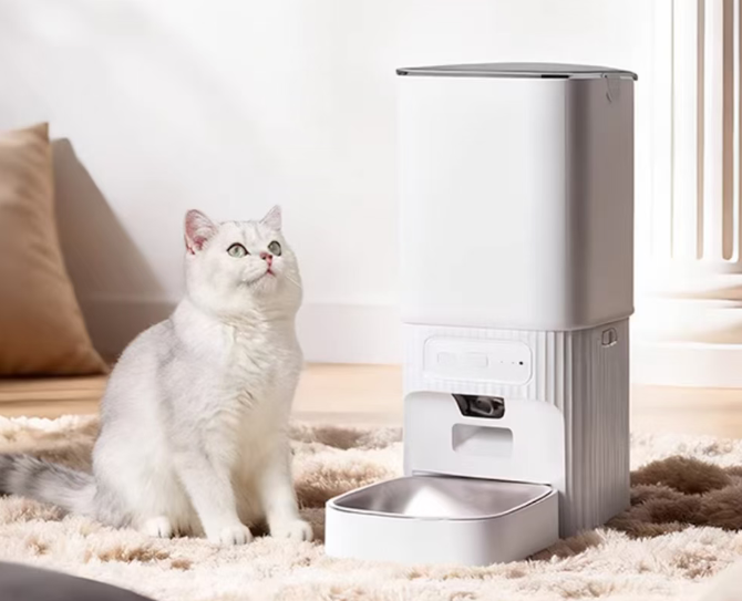 从误触到精准感应：唯创知音用雷达传感技术重新定义宠物智能喂食体验